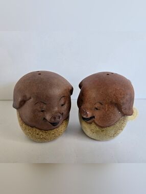 Studio Art Pottery Stoneware Pig Salt Pepper Shakers Vtg